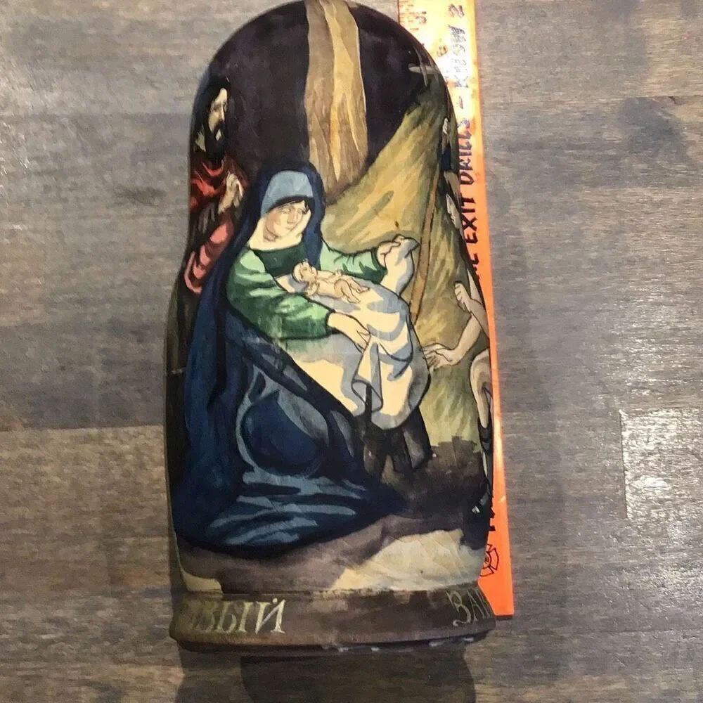 Russian nesting dolls, breathtaking artwork by HOBLIN BABET seven pieces